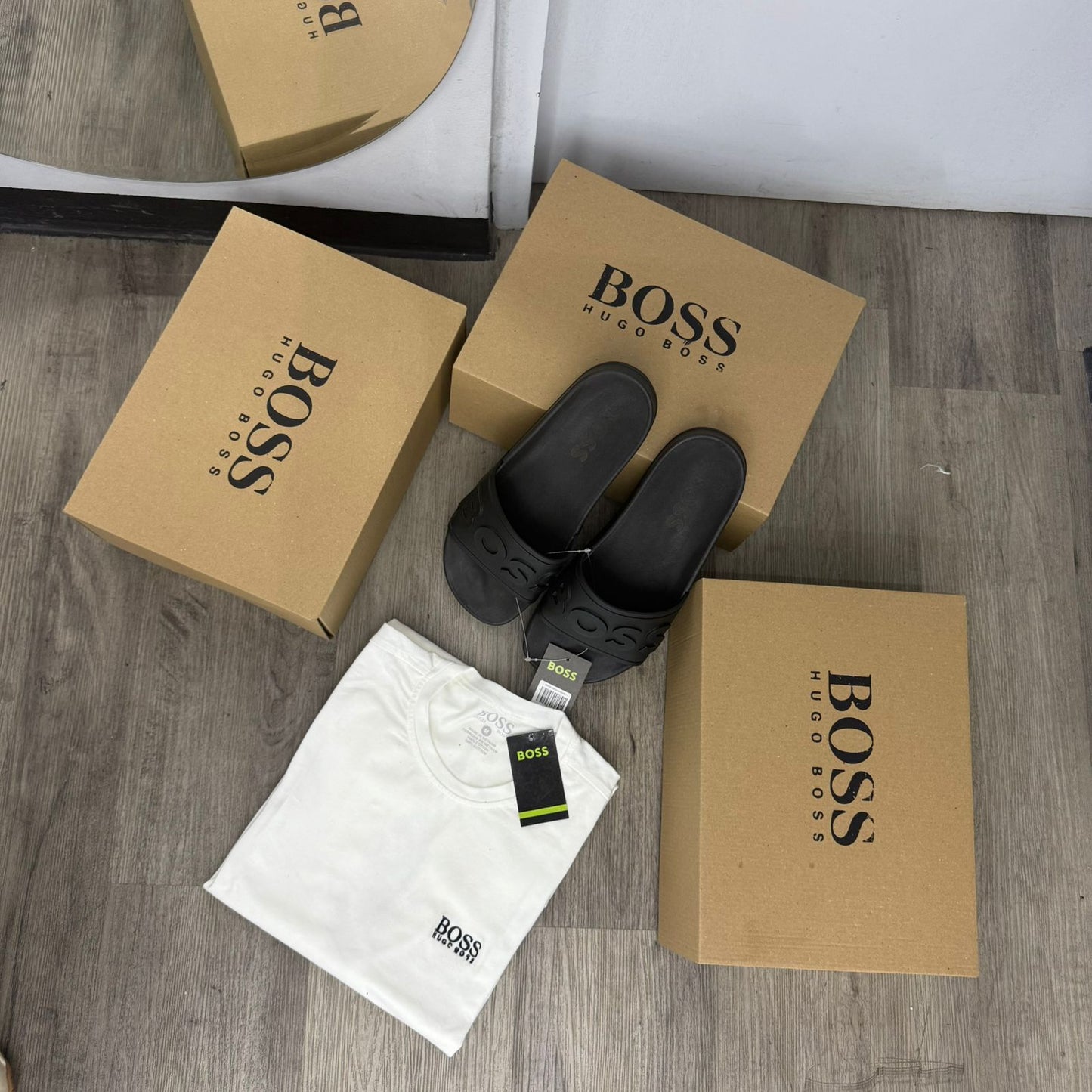 Combo Camisa + Sandalias Hugo Boss